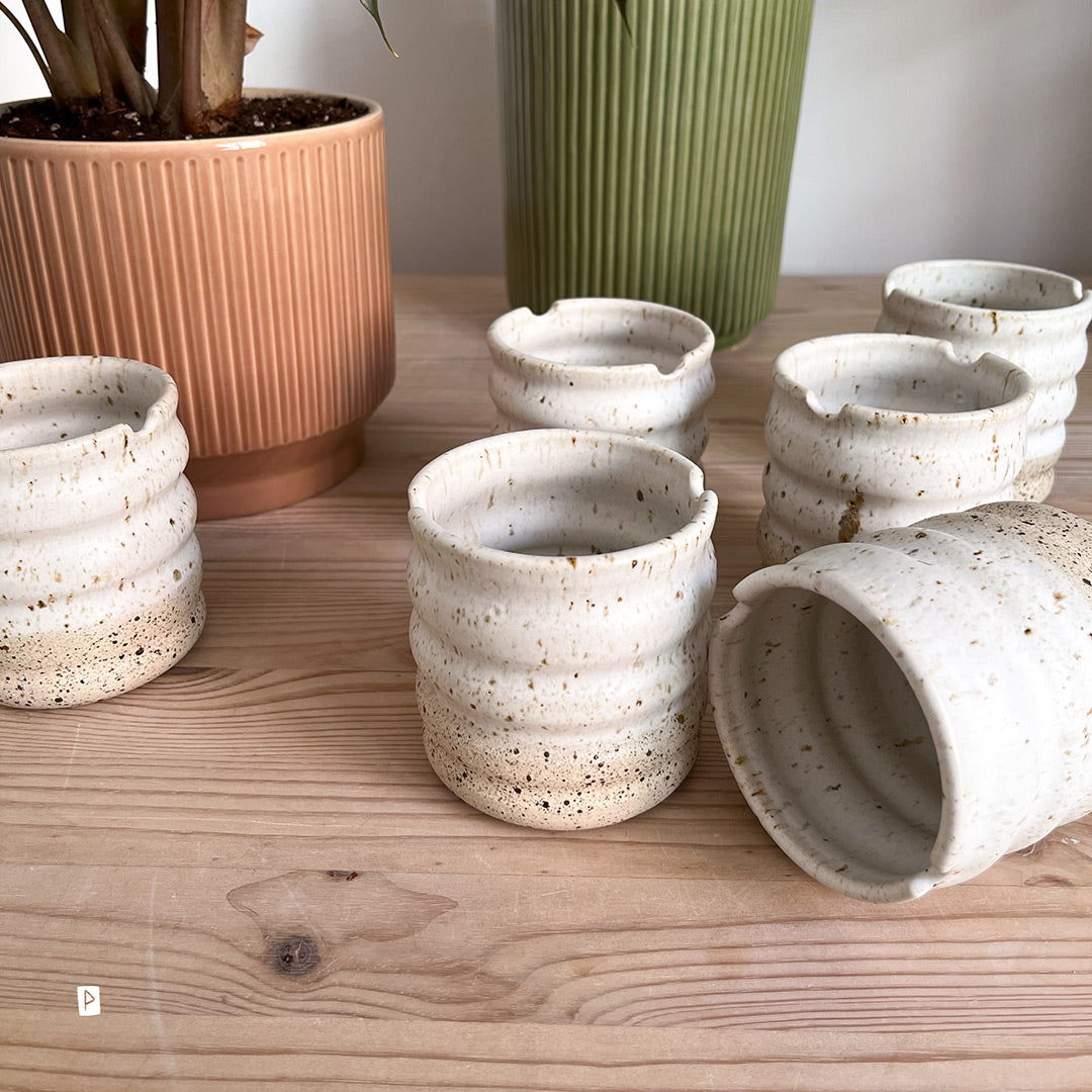 VASO PARA PINCELES DE CERÁMICA MOTEADO