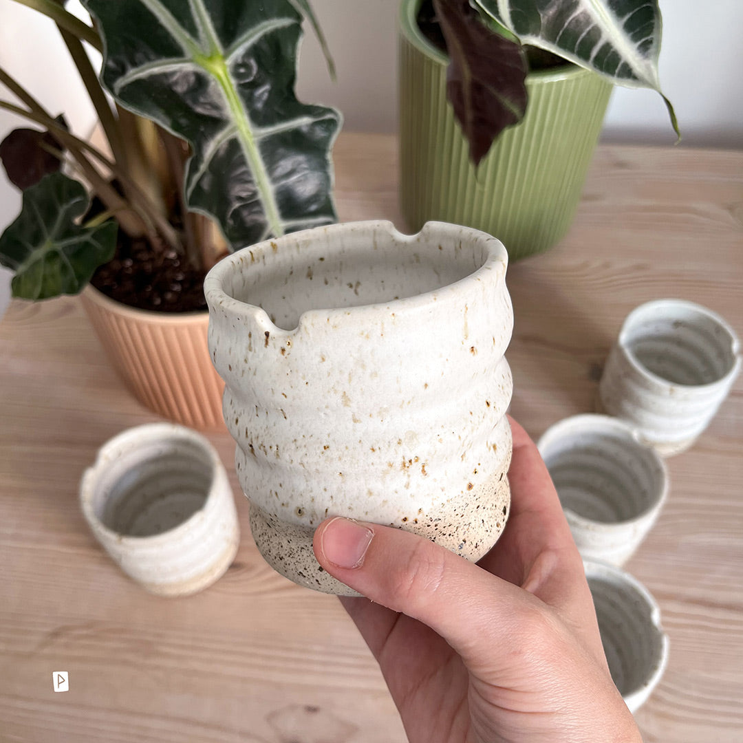 VASO PARA PINCELES DE CERÁMICA MOTEADO