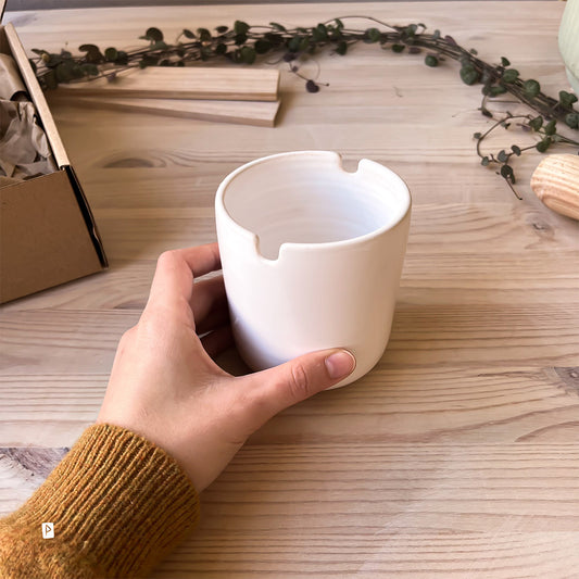 Vaso para pinceles de cerámica blanco