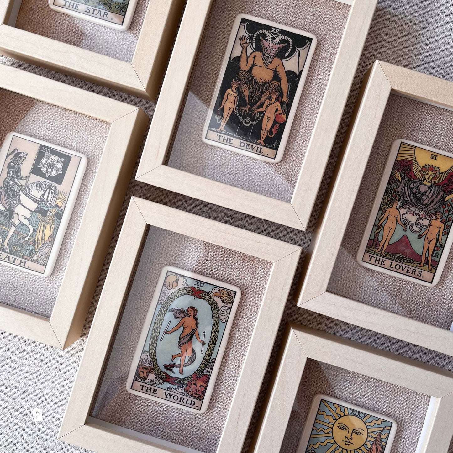 CARTA DE TAROT DE CERÁMICA ENMARCADA