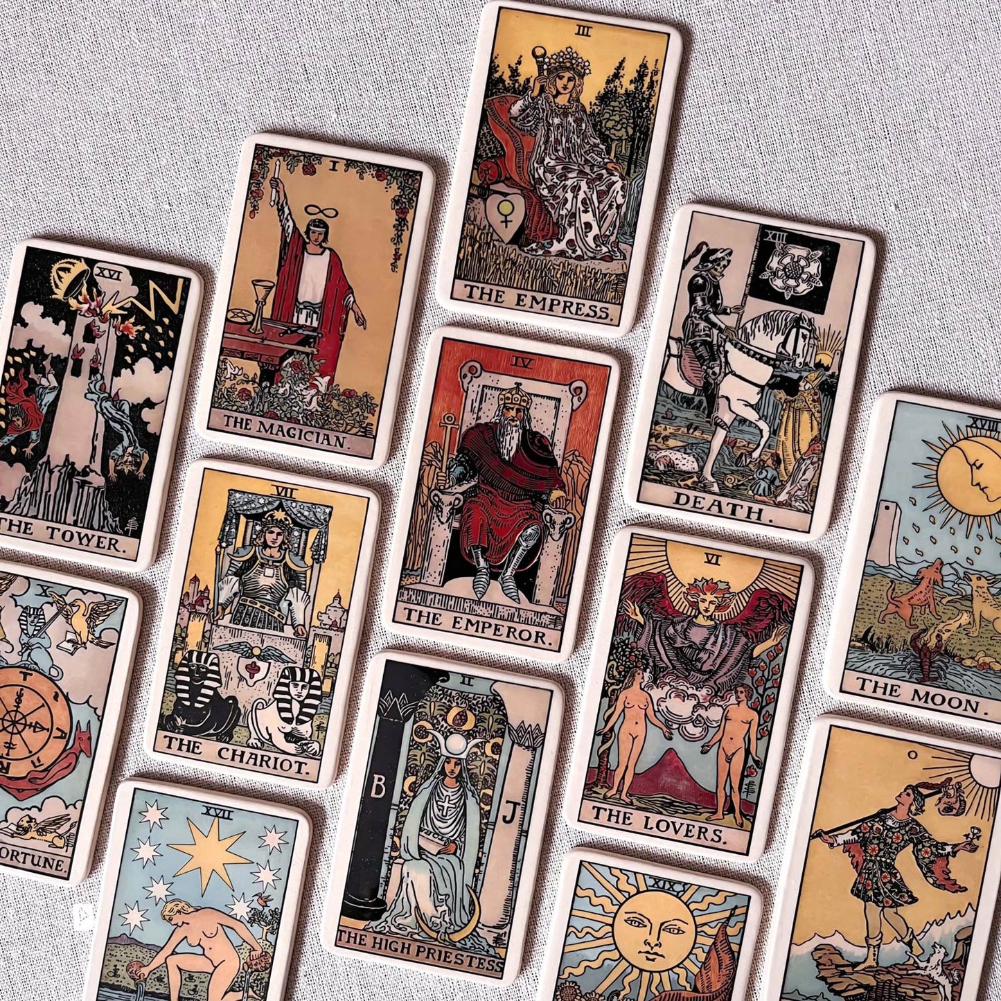 CARTA DE TAROT DE CERÁMICA ENMARCADA