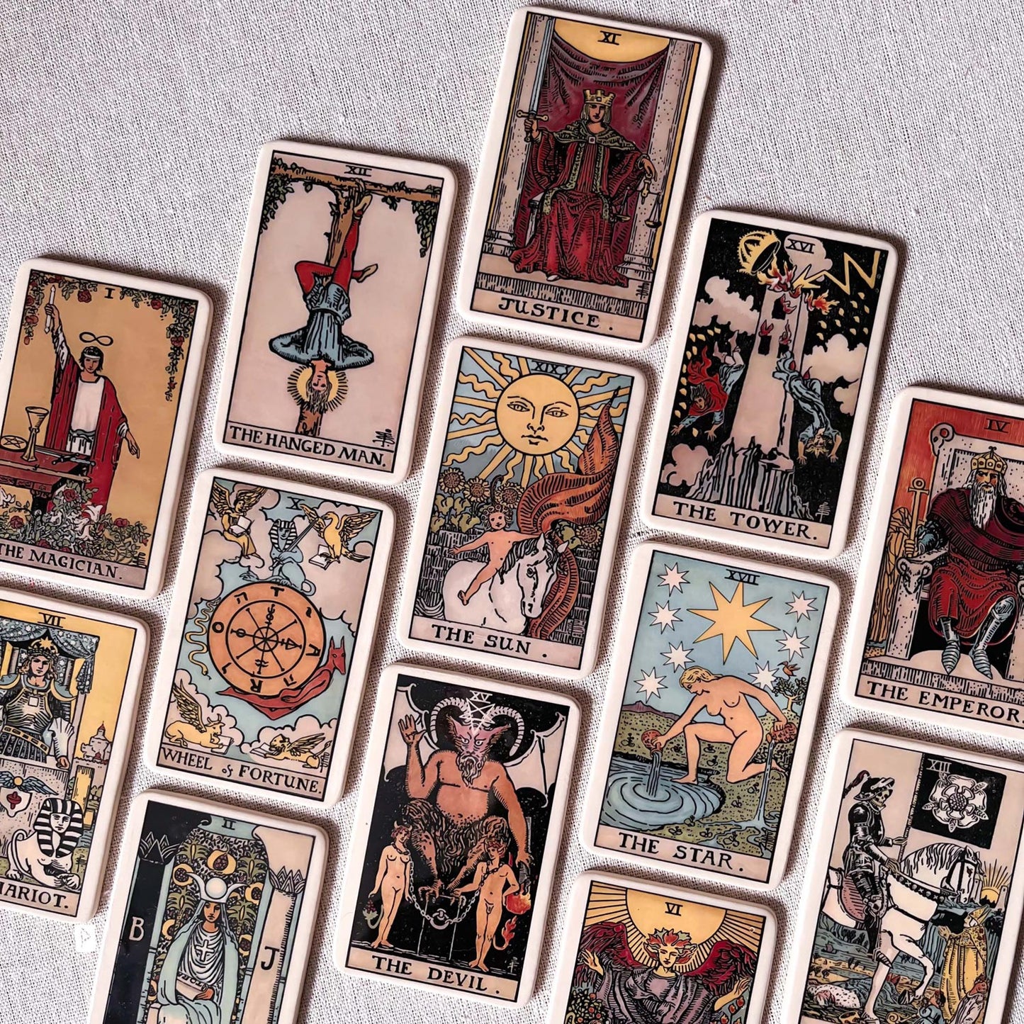 CARTA DE TAROT DE CERÁMICA ENMARCADA