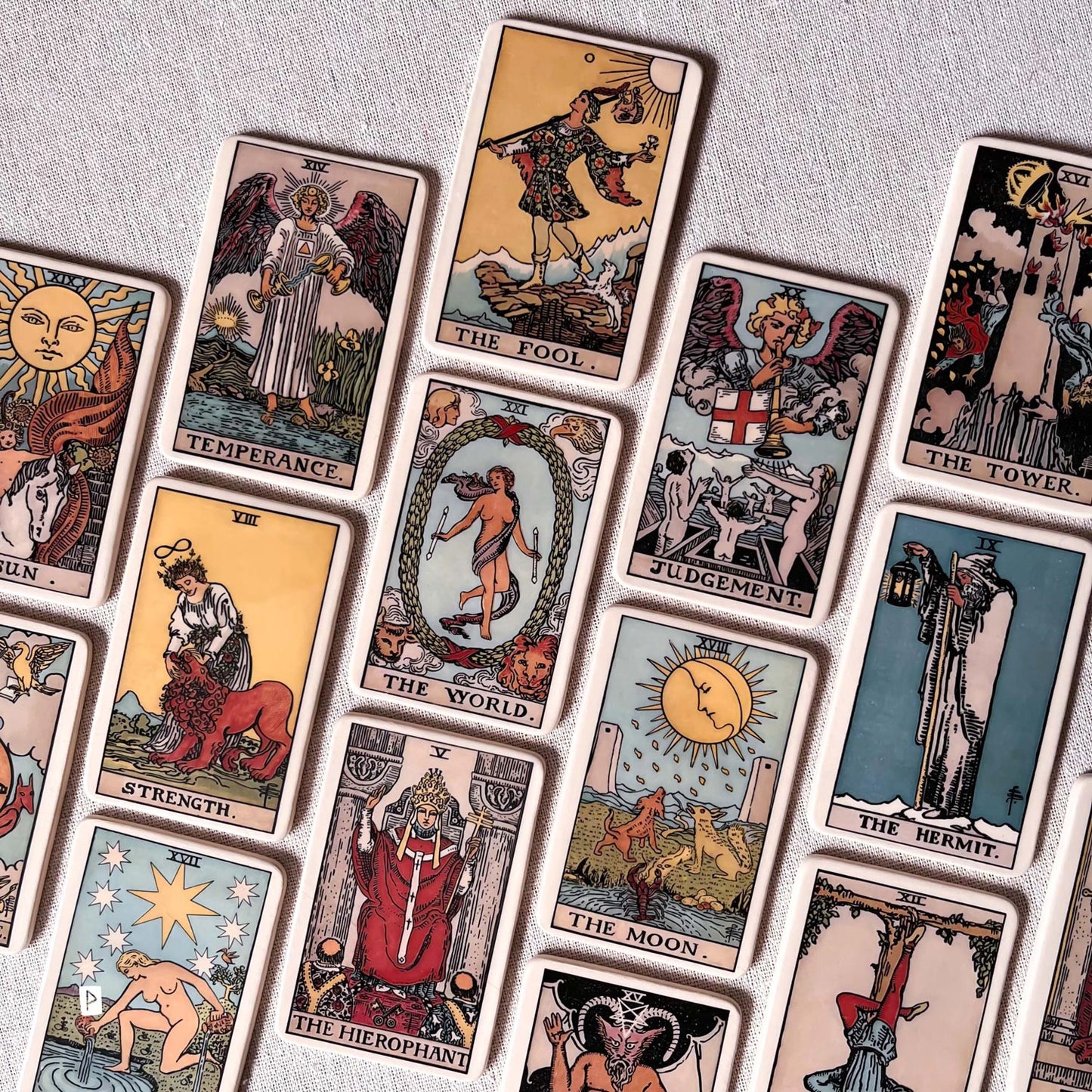 CARTA DE TAROT DE CERÁMICA ENMARCADA