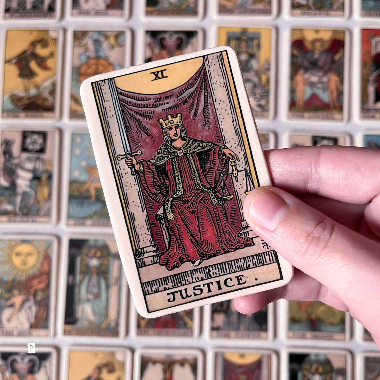 CARTA DE TAROT DE CERÁMICA ENMARCADA